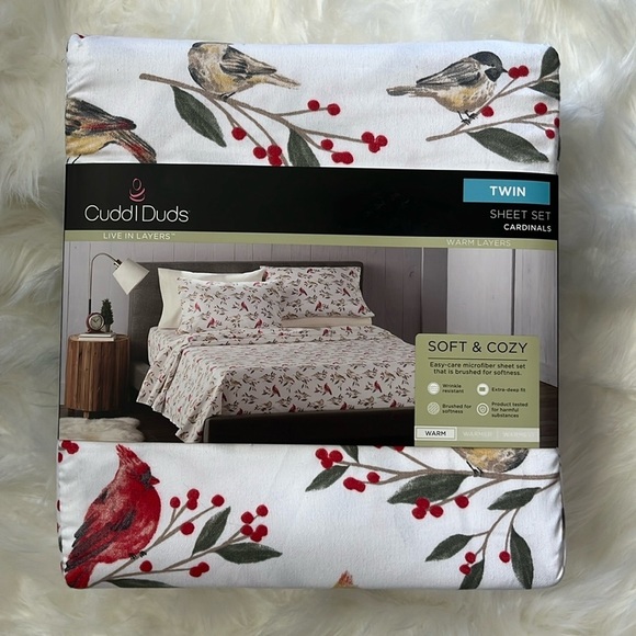 🆕 Cuddl Duds Twin Sheet Set Soft and Cozy Microfiber Cardinals - Picture 1 of 3
